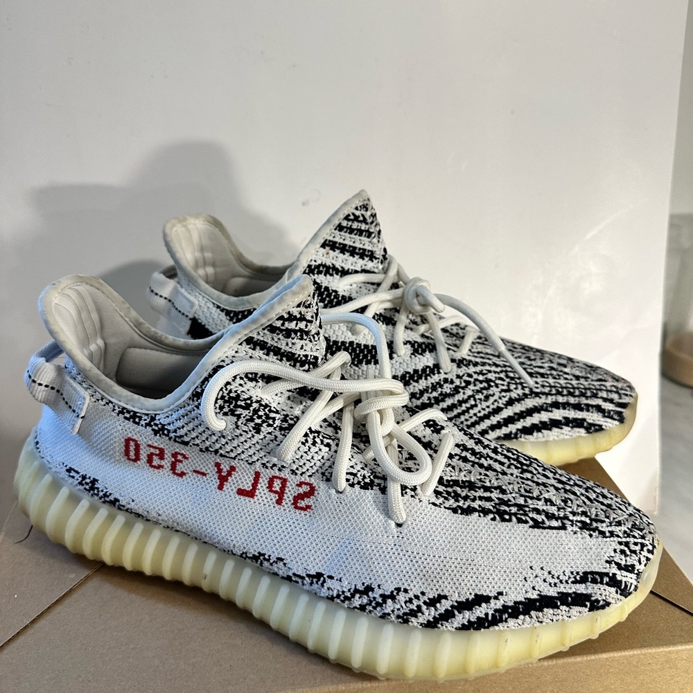 Yeezy Boost 350 V2 Zebra 2017